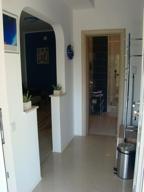 Apartments Pinus Pirovac Zimmer foto